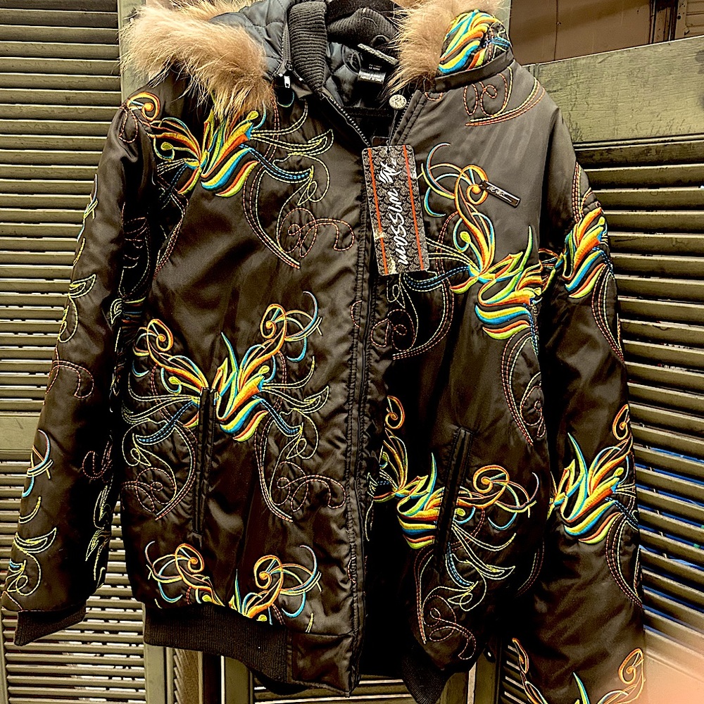Men’s Al Wissam winter jacket with hood. Brand new with original price tag.